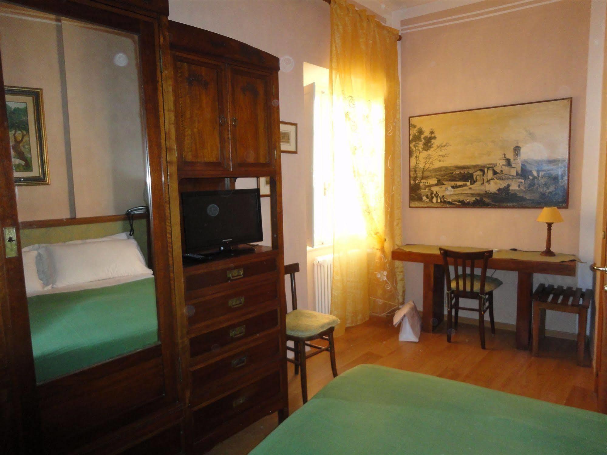 Hotel Morlacchi Perugia Zewnętrze zdjęcie
